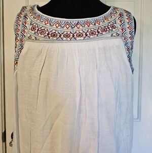Luxology A-Line Dress White w/ Embroidered Pattern and Beading Women's Sz M